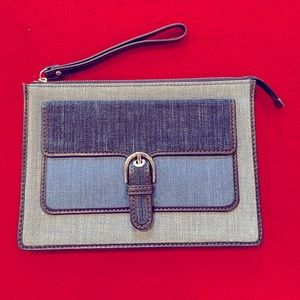 Michael Kors wristlet